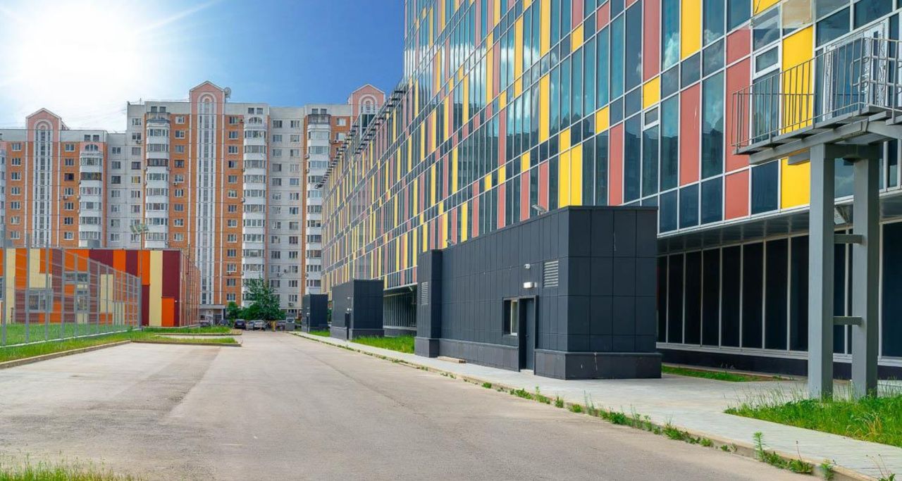 фасад дома, здание по адресу г Москва, ул Мытная, д 40 стр 5 